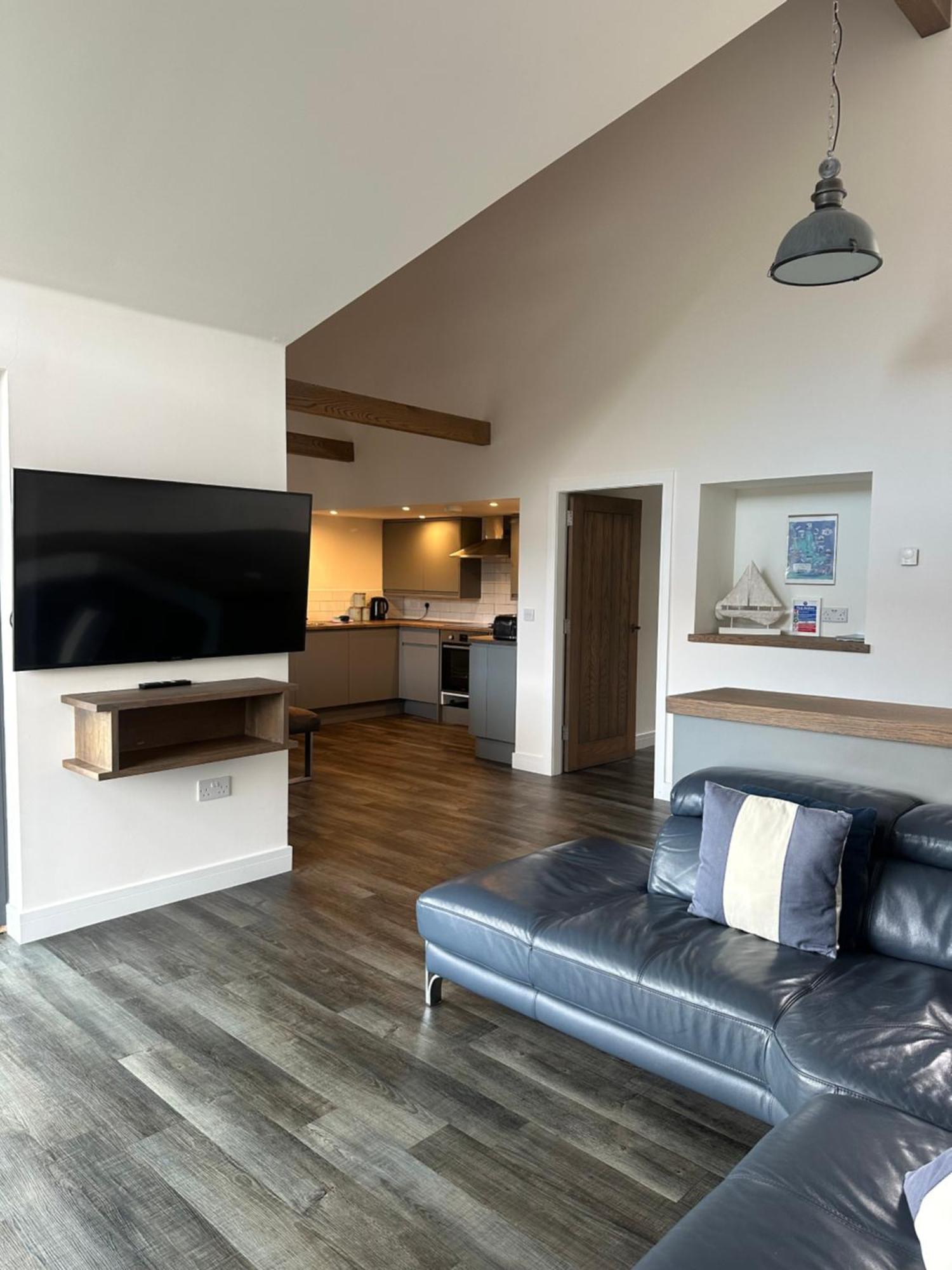 Skyelander Apartments Portree Exterior photo